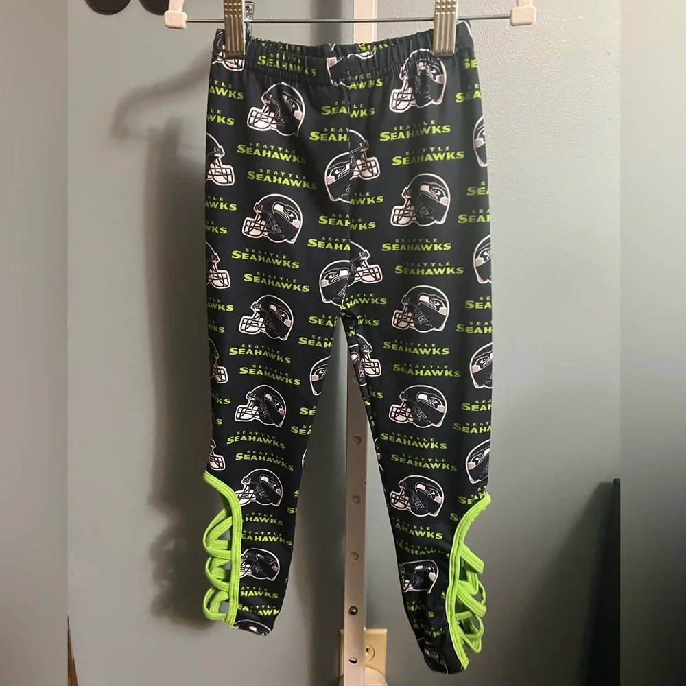 Football Seattle Seahawks Blue and Green Patterned Leggings Preloved 4T